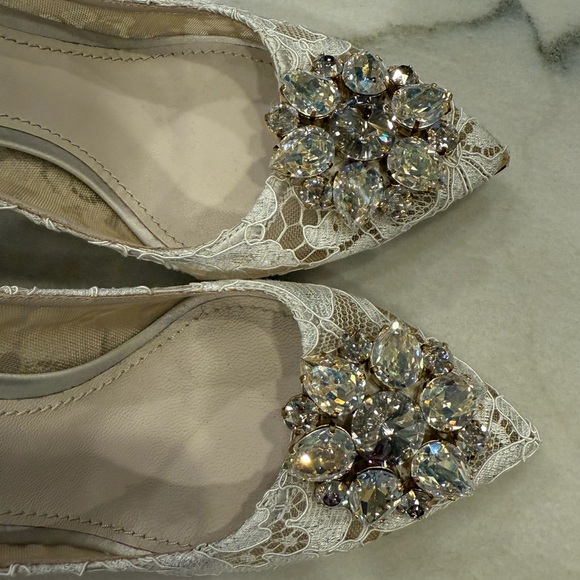 Dolce & Gabbana Belluci Pump Size 38 White Taorima Lace Crystals - Picture 4 of 11